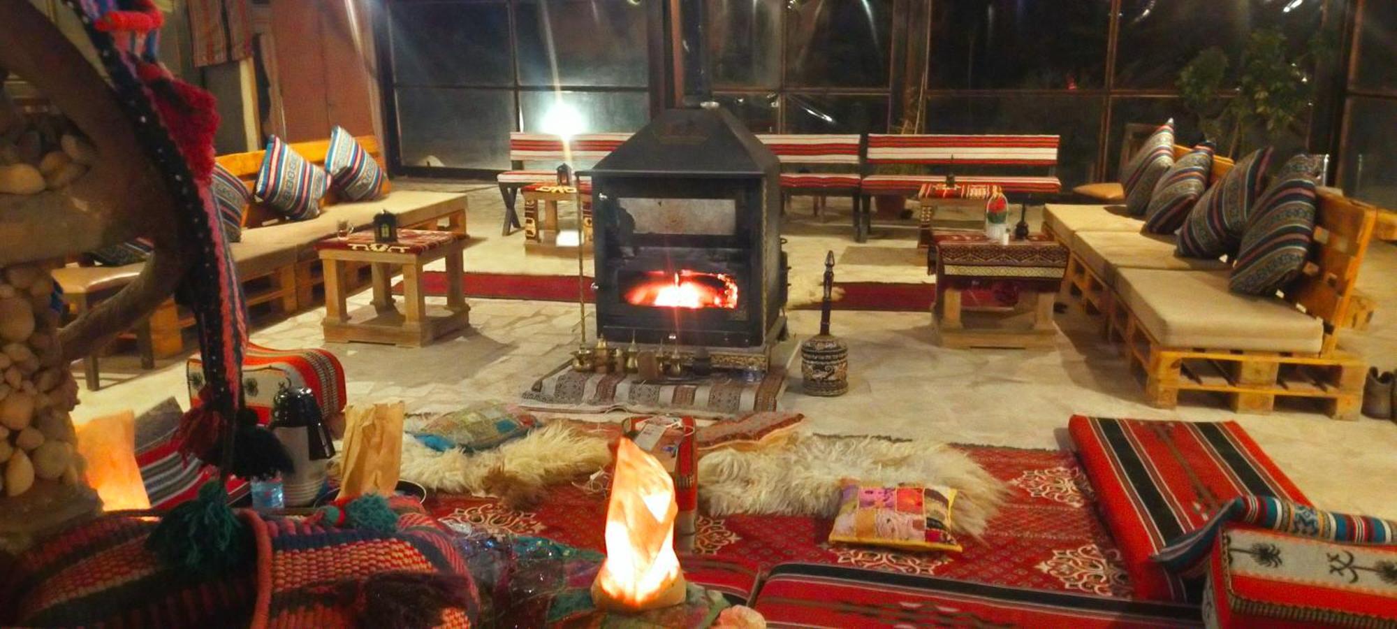 ホテル Petra Wassaif Camp ワディ・ムーサ エクステリア 写真