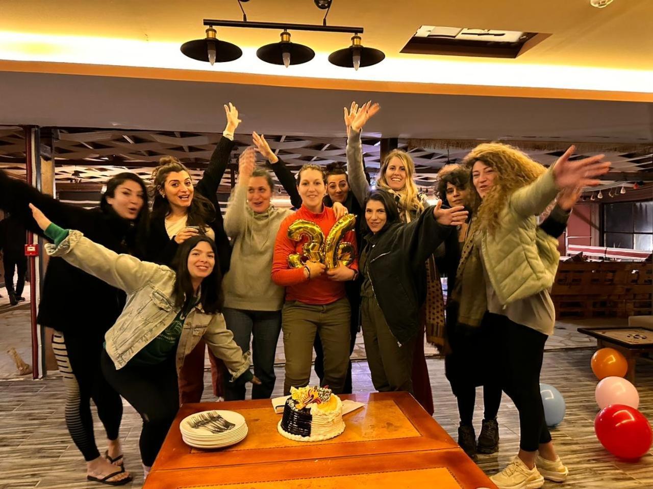 ホテル Petra Wassaif Camp ワディ・ムーサ エクステリア 写真